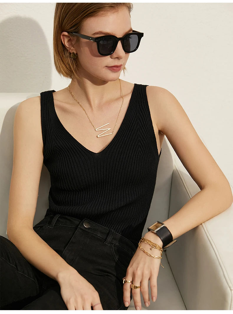 Amii Minimalism V-Neck Camisole for Summer