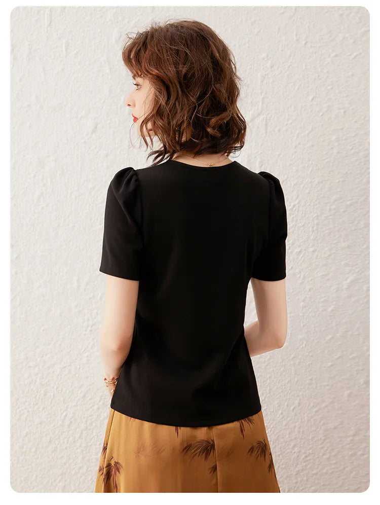 LOUIS YAO Hollow-Out Embroidered Elegance Tee